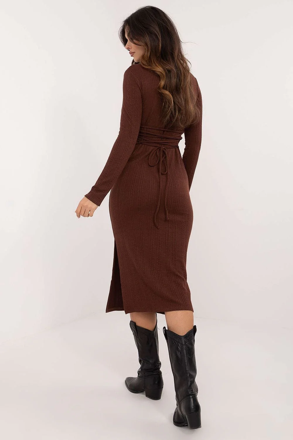 Robe pull moulante avec laçage au dos - Image 3
