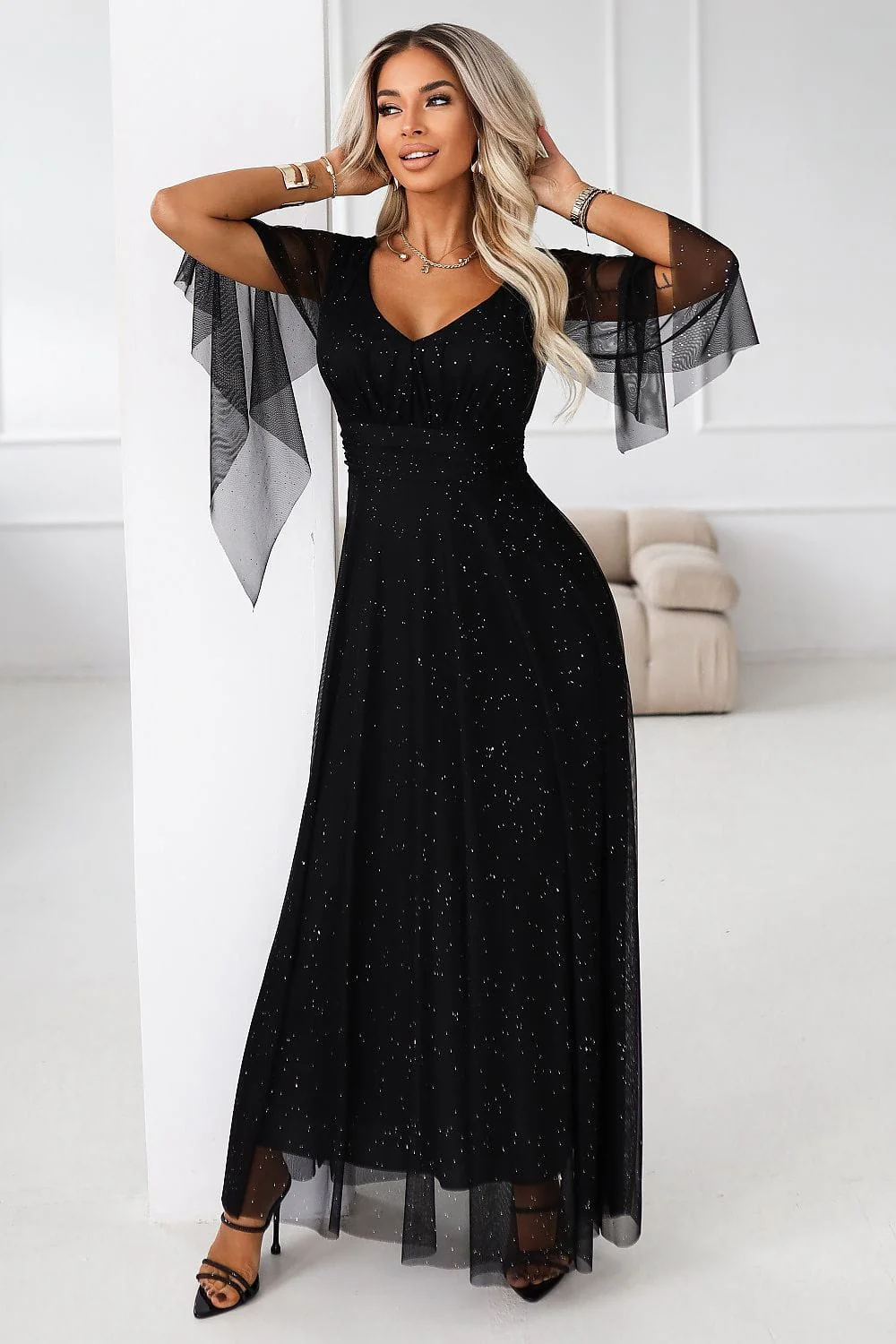 Robe de soirée noire longue manches transparentes - Image 2